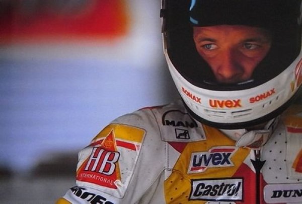 Photo2: OVER THE DREAM (2)