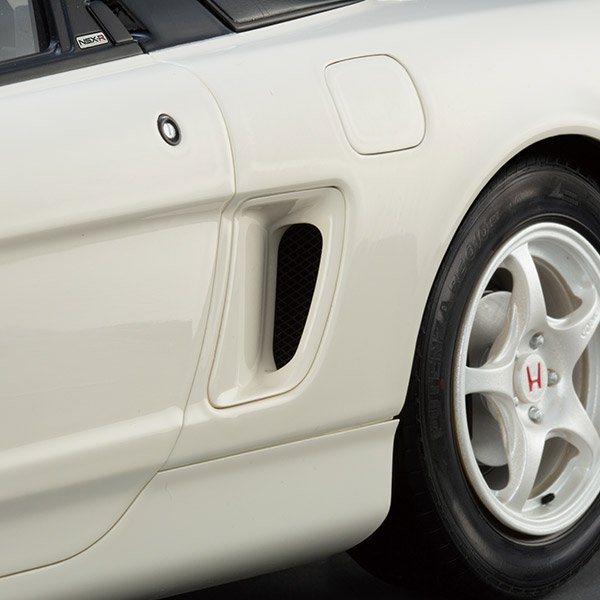 Photo14: Weekly 1/8 Honda NSX-R E-NA1 Type R vol.1 Deagostini (14)