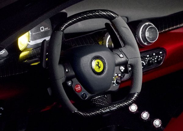Photo7: Weekly 1/8 LaFerrari hachette vol.1 (7)